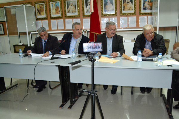 المجلس الجماعي لبني انصار يعقد دورة استثنائية و يصادق بالاجماع على لائحة الجمعيات المستفيدة من الدعم