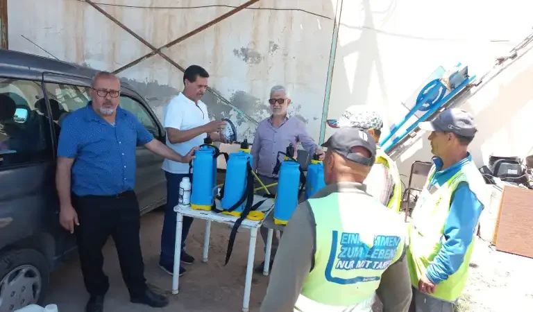 مصالح الجماعة تنظم حملة واسعة لمحاربة الحشرة القرمزية